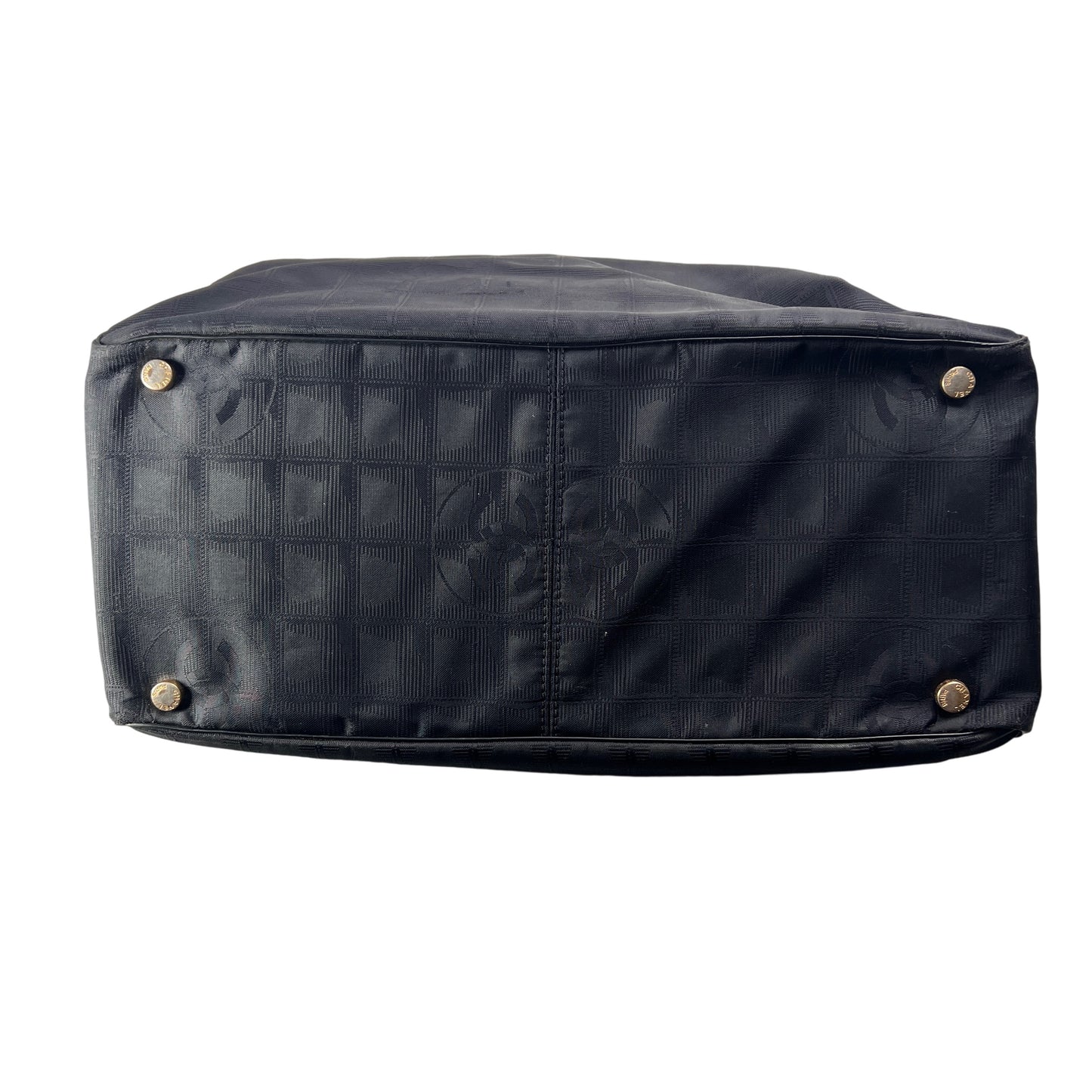 Chanel Black Tote Bags A-15369