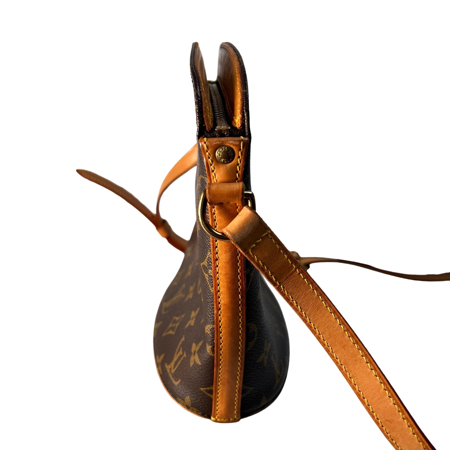 Louis Vuitton Brown Shoulder Bags A-15370