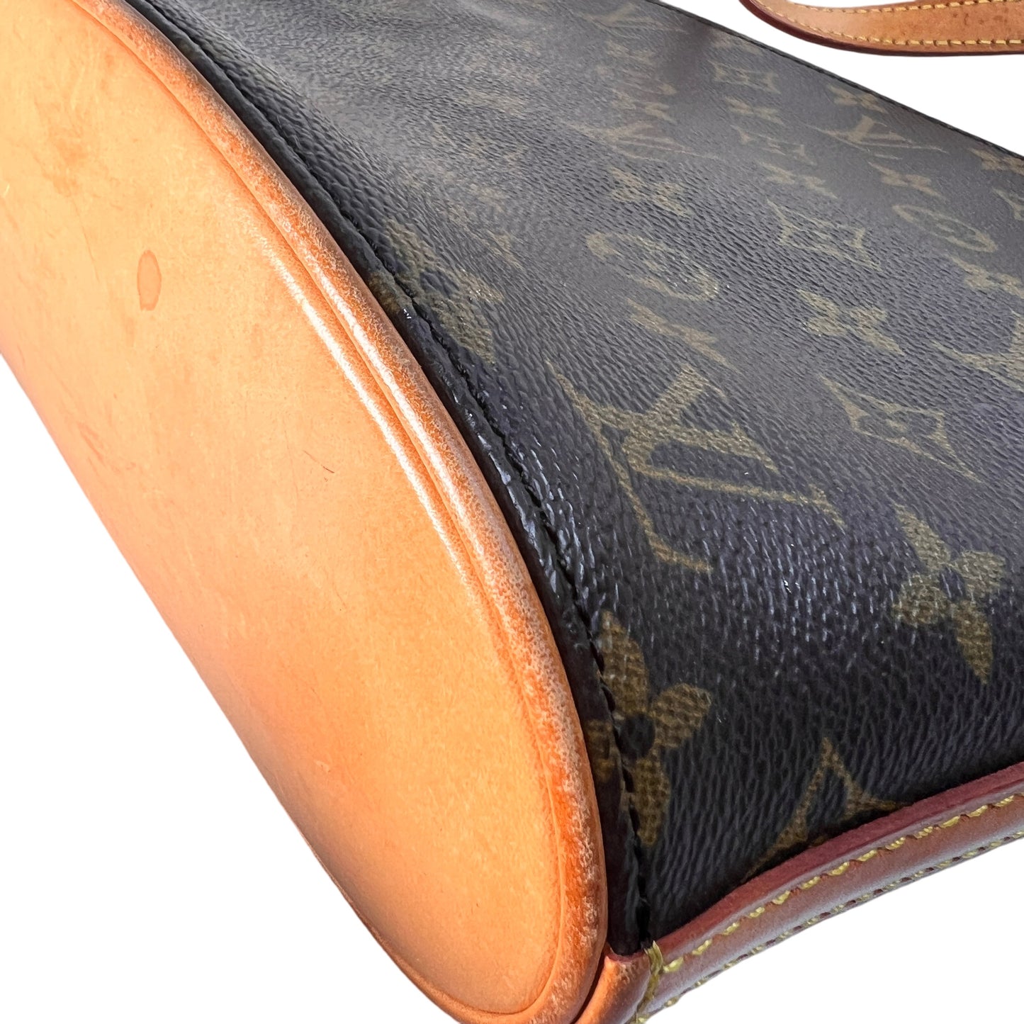 Louis Vuitton Brown Shoulder Bags A-15370