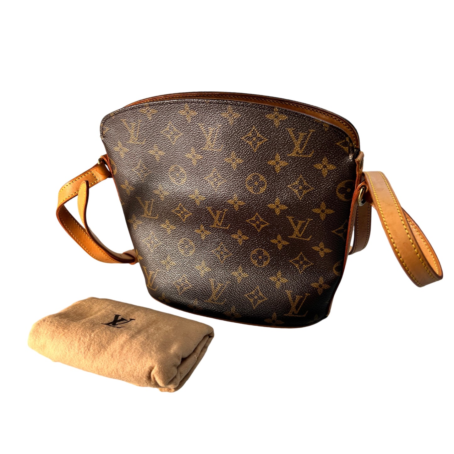 Louis Vuitton Brown Shoulder Bags A-15370