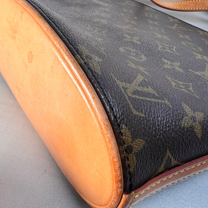 Louis Vuitton Brown Shoulder Bags A-15370