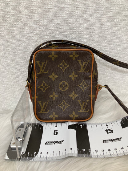 Louis Vuitton Brown Shoulder Bags A-15372