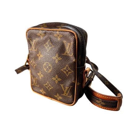Louis Vuitton Brown Shoulder Bags A-15372