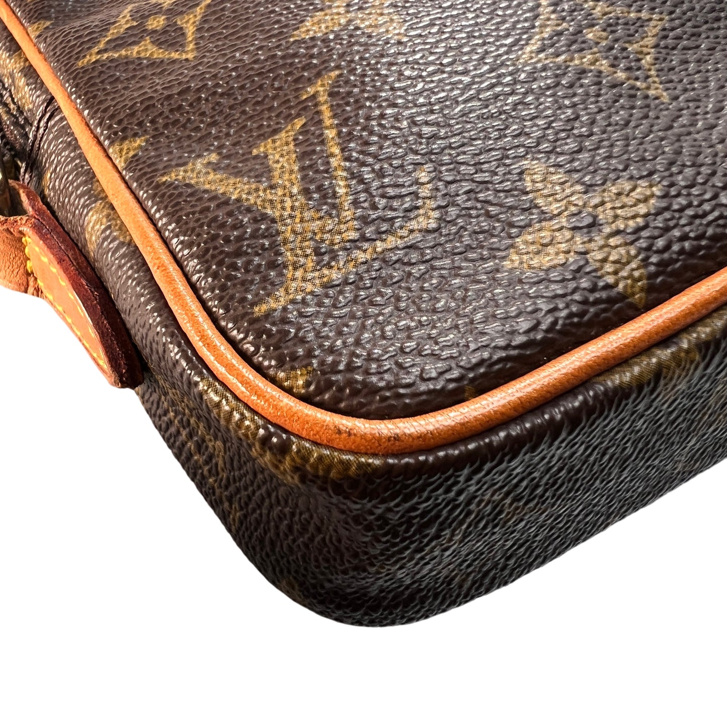 Louis Vuitton Brown Shoulder Bags A-15372