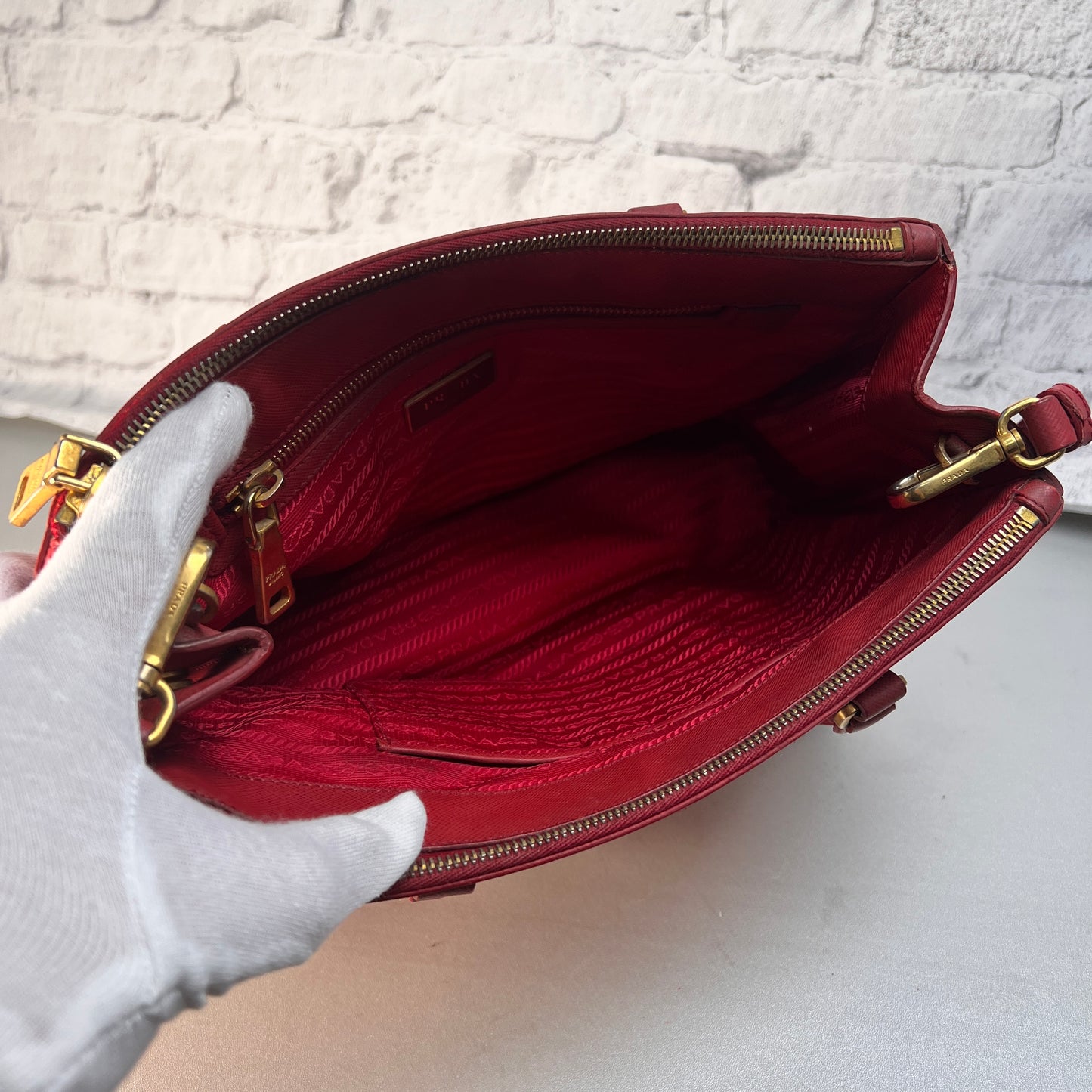 Prada Red Handle Bags A-15375