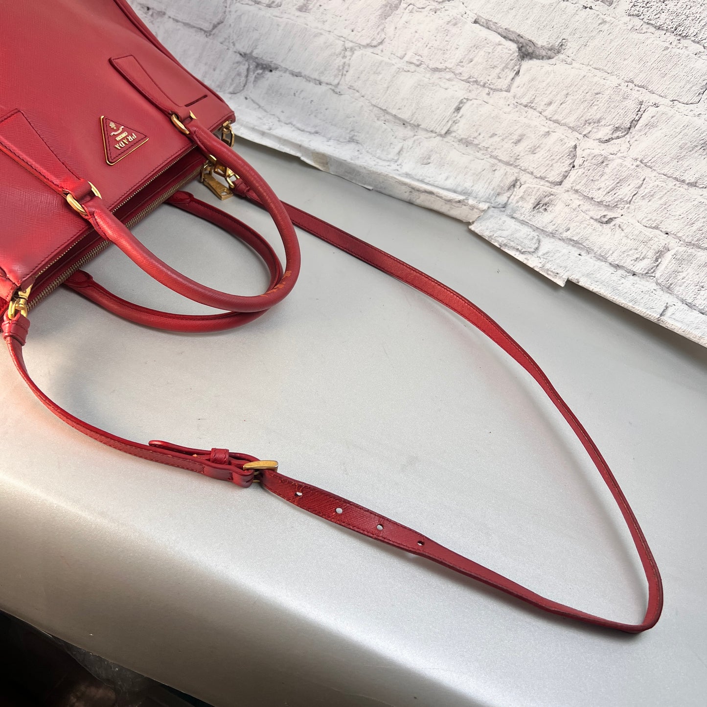 Prada Red Handle Bags A-15375