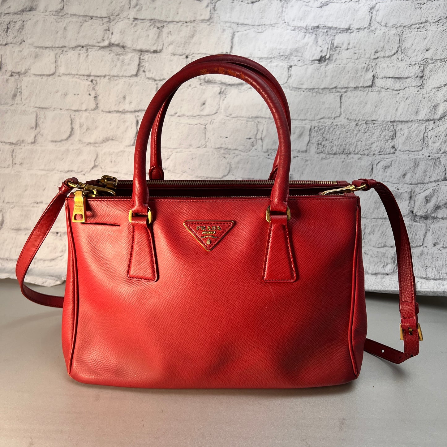 Prada Red Handle Bags A-15375
