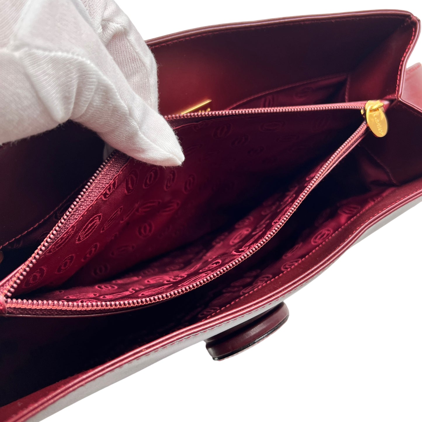 Cartier Red Shoulder Bags A-15381