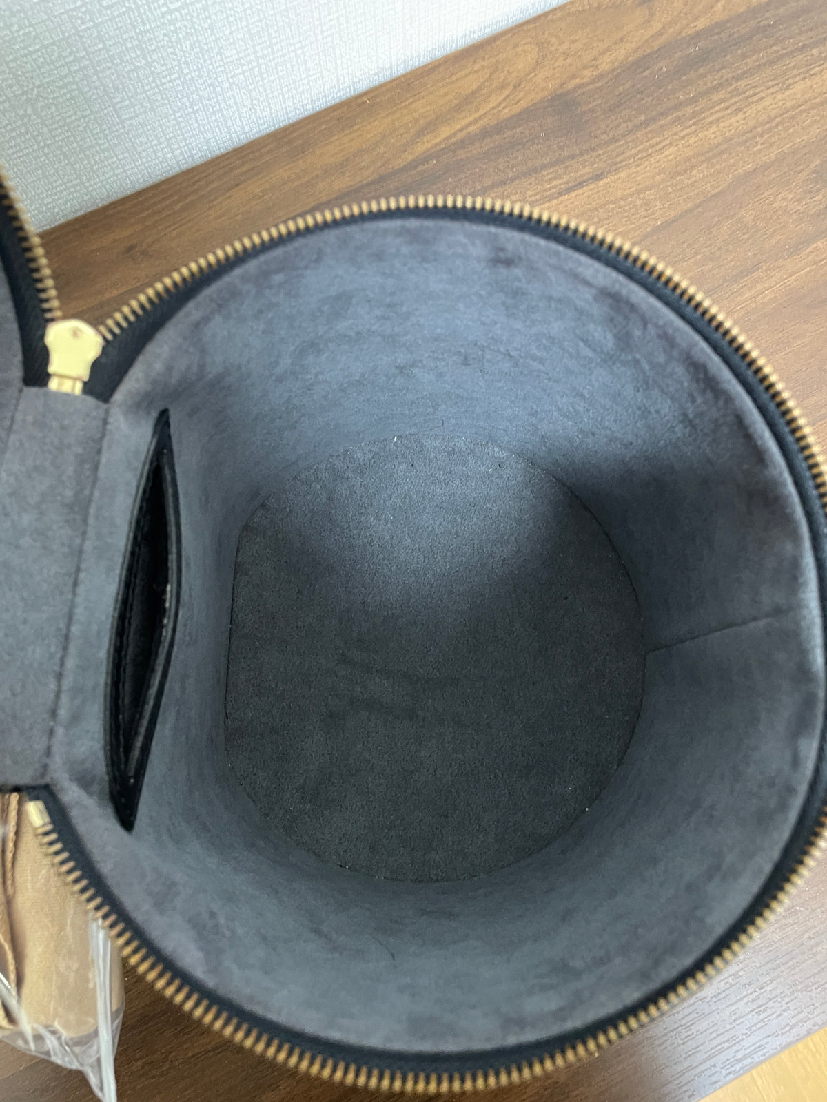 Louis Vuitton Black Handle Bags A-15382