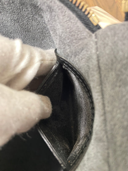Louis Vuitton Black Handle Bags A-15382