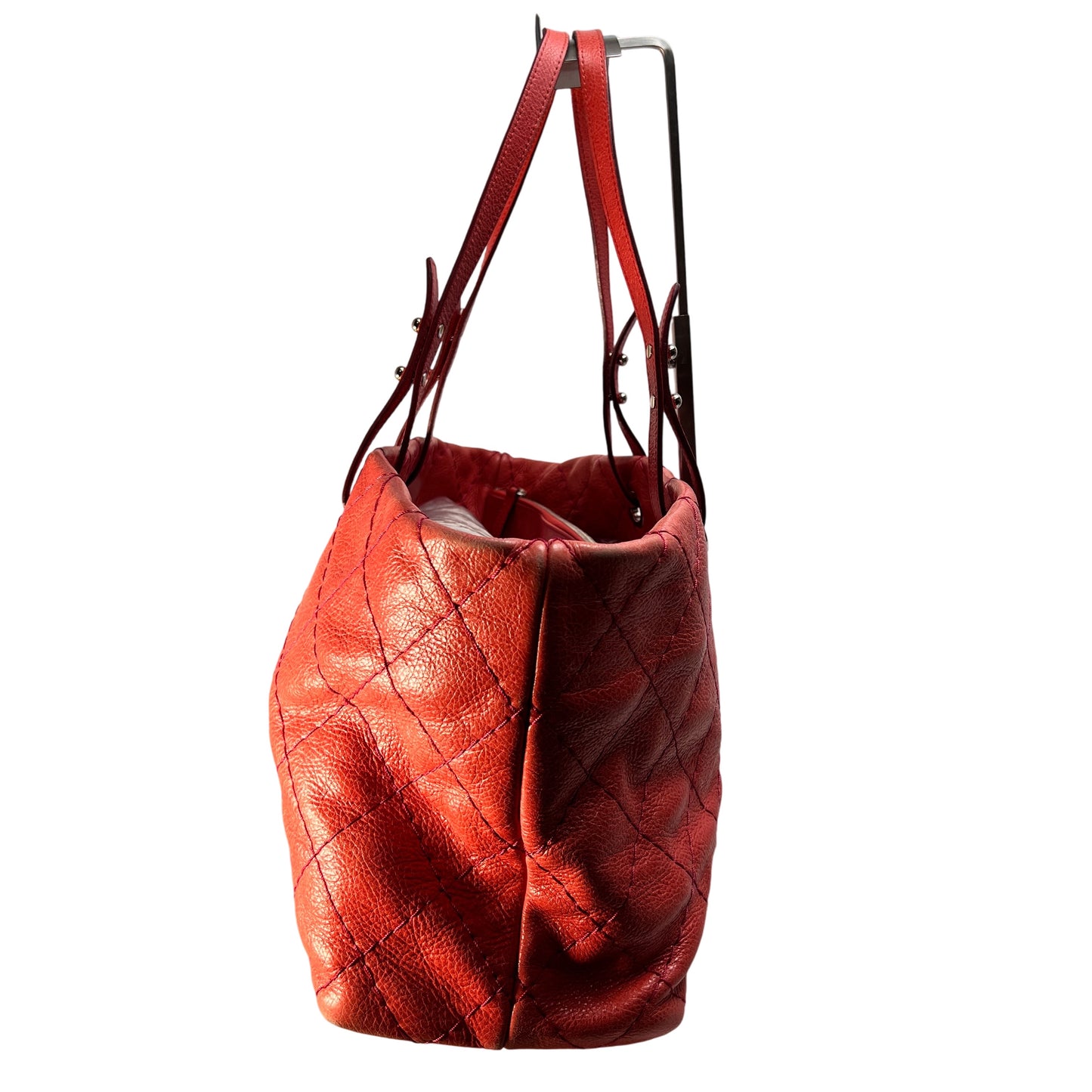 Chanel Red Tote Bags A-15383