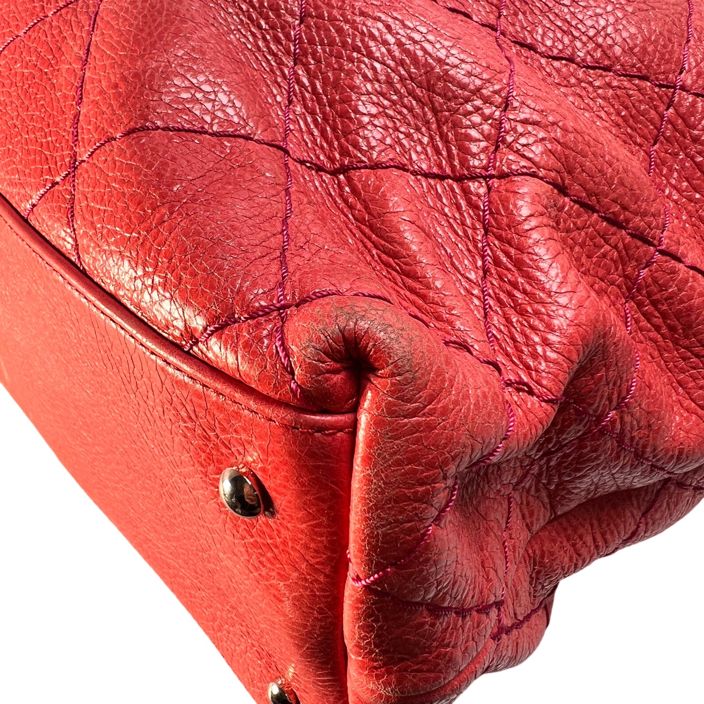 Chanel Red Tote Bags A-15383
