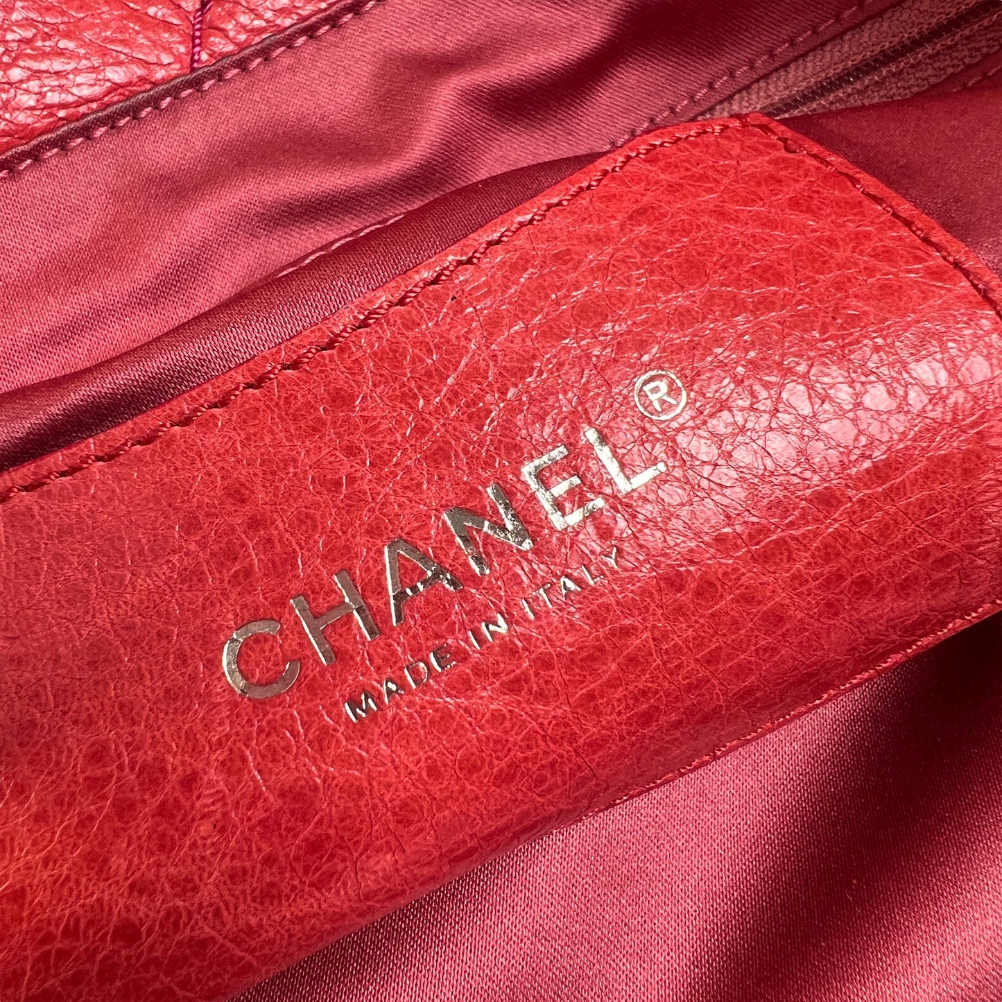 Chanel Red Tote Bags A-15383