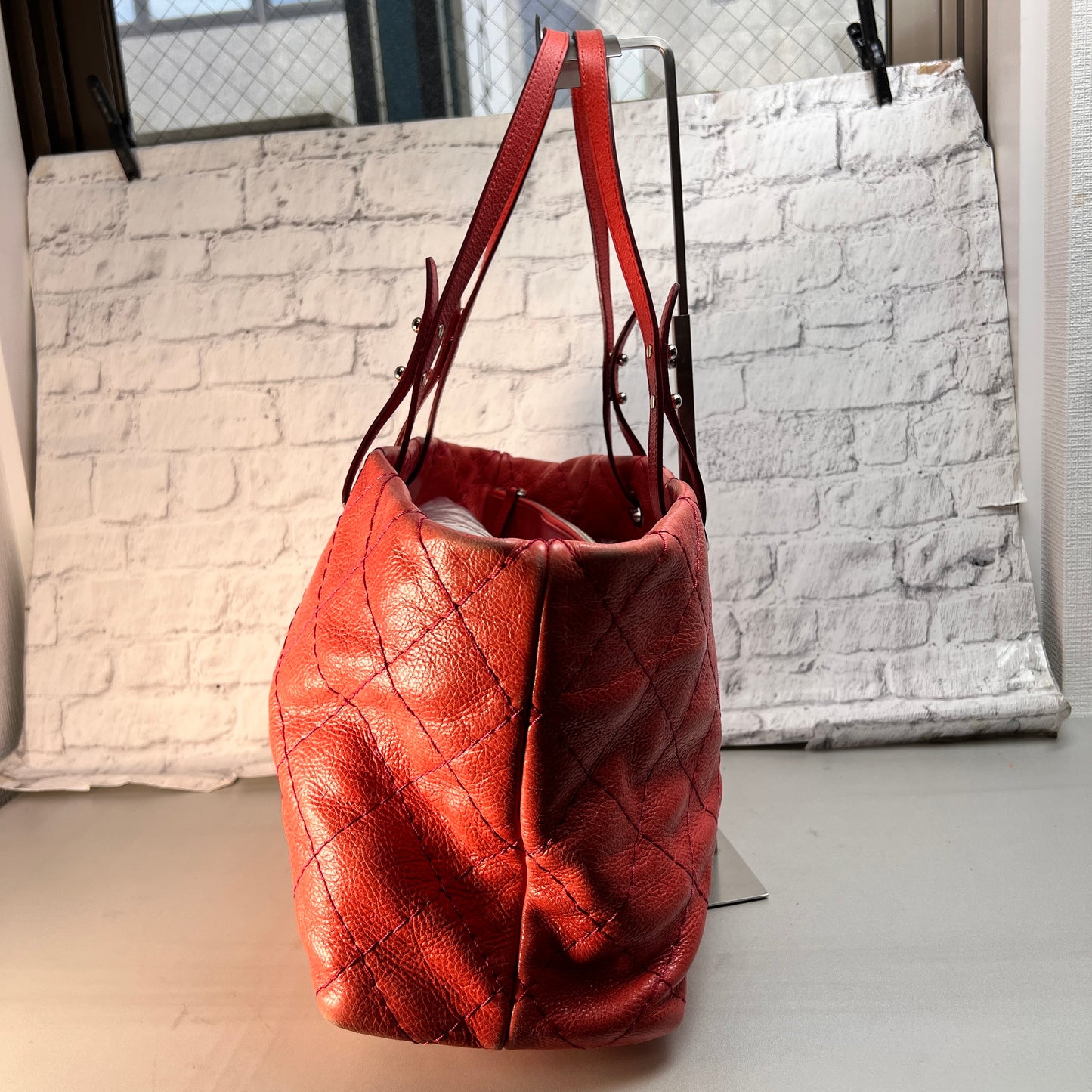 Chanel Red Tote Bags A-15383