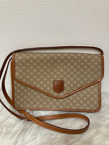 Celine Beige Shoulder Bags A-15414
