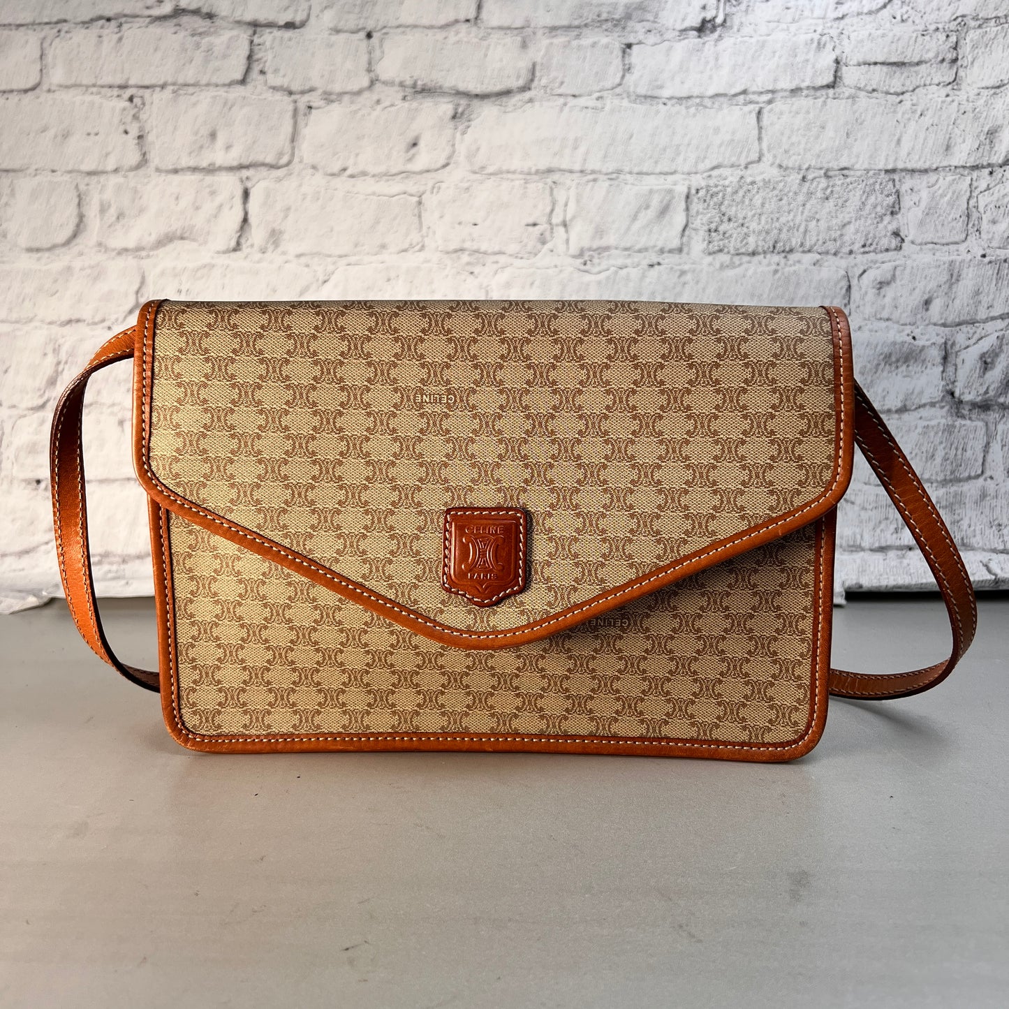 Celine Beige Shoulder Bags A-15414