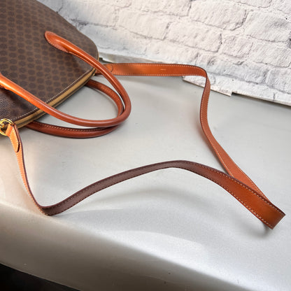 Celine Brown Handle Bags A-15421
