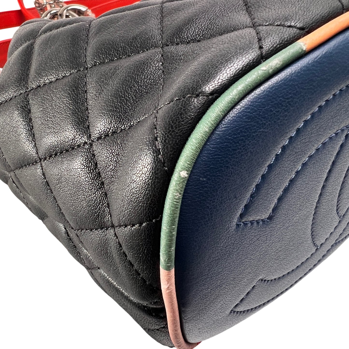 Chanel Black Shoulder Bags A-15436