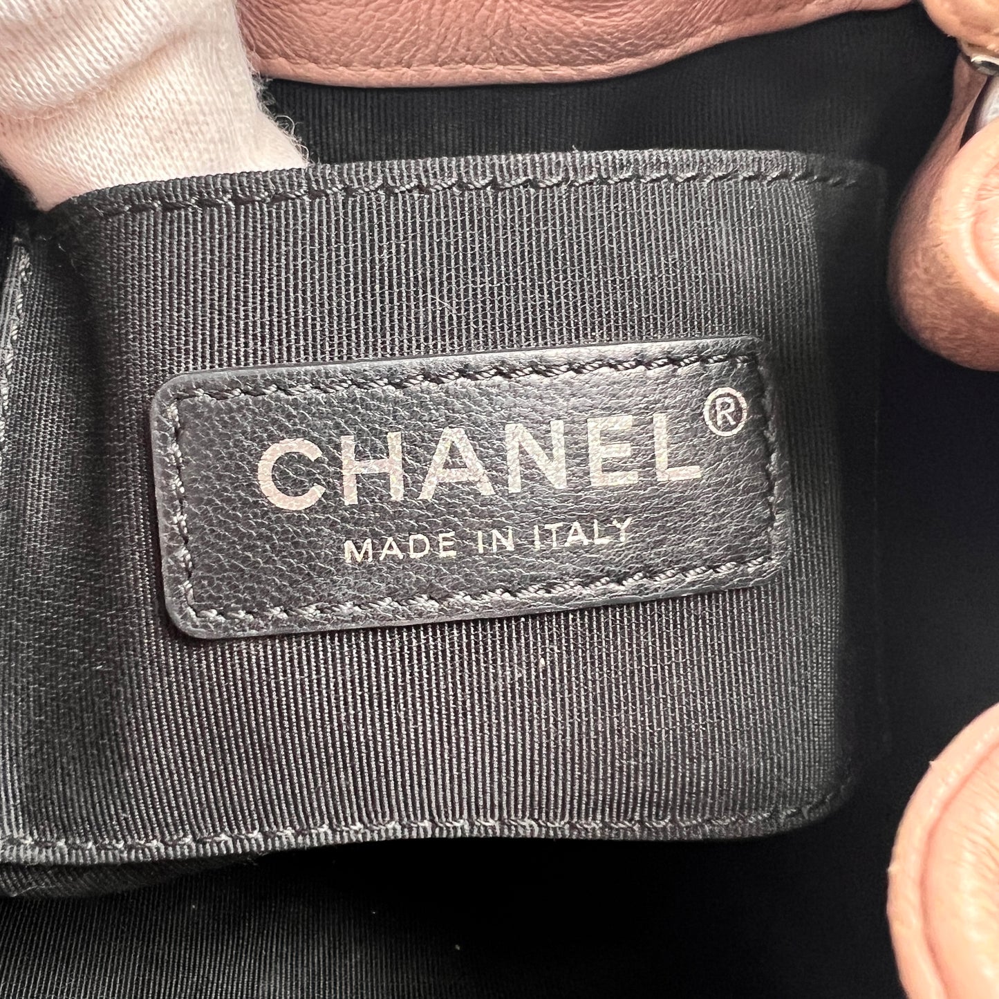 Chanel Black Shoulder Bags A-15436