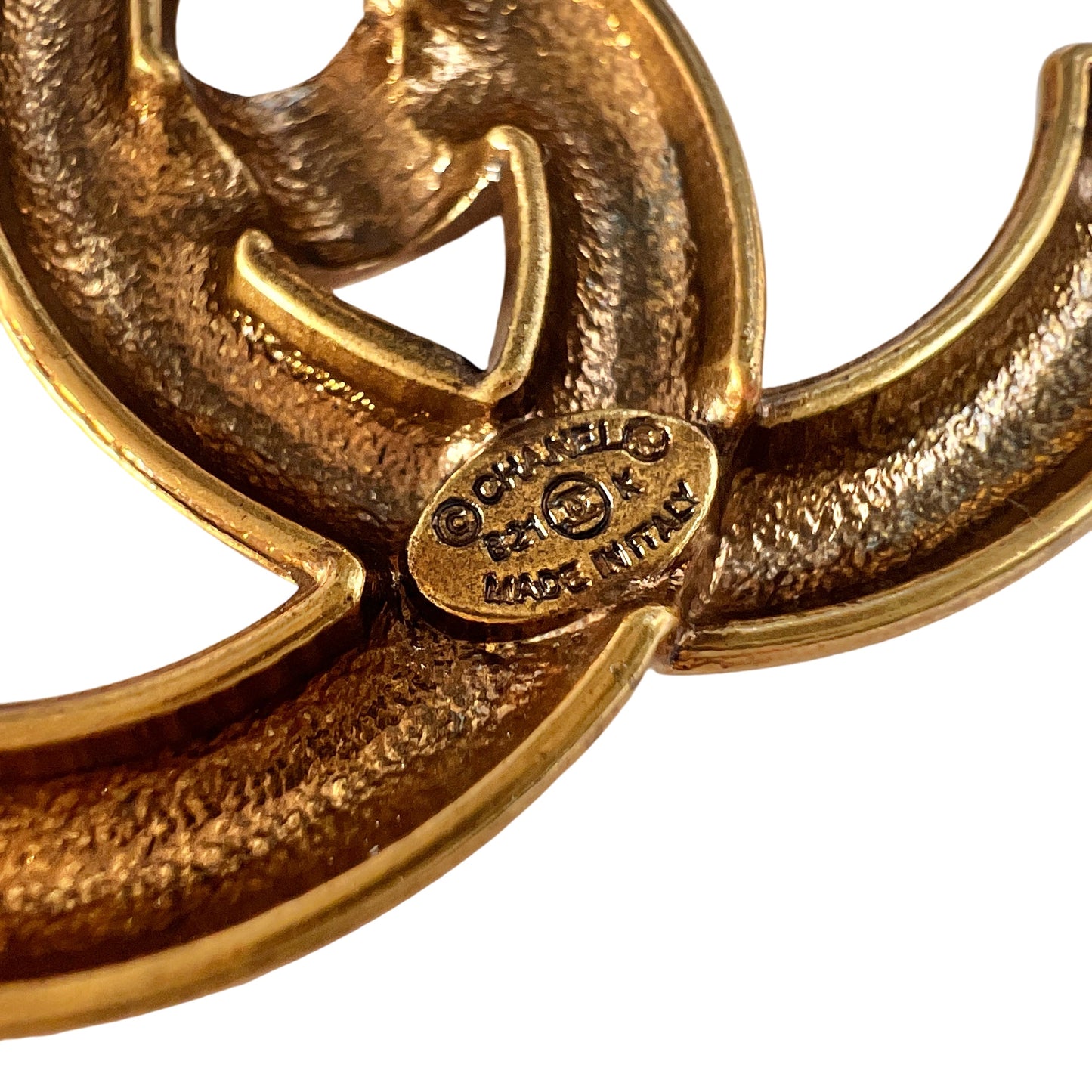 Chanel Gold Brooches A-15440