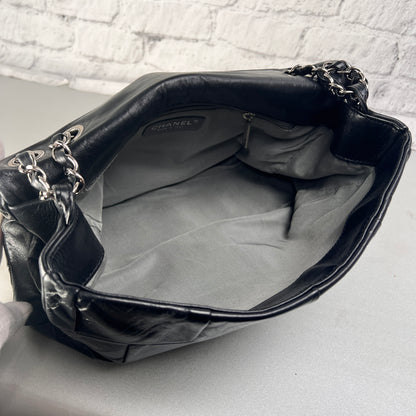 Chanel Black Handle Bags A-15460