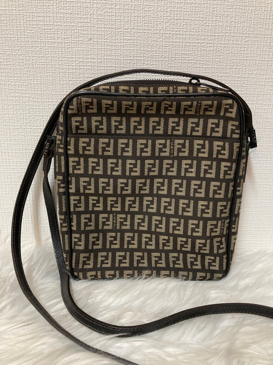 Fendi Multicolor Shoulder Bags A-15478