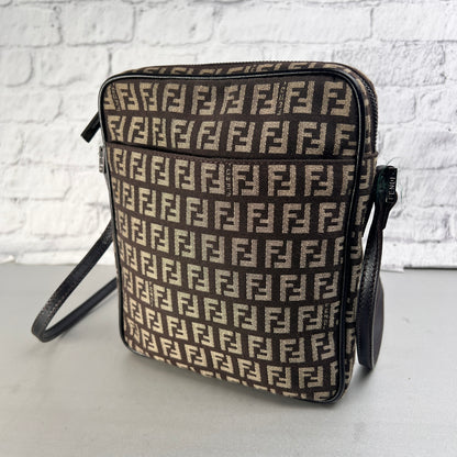 Fendi Multicolor Shoulder Bags A-15478