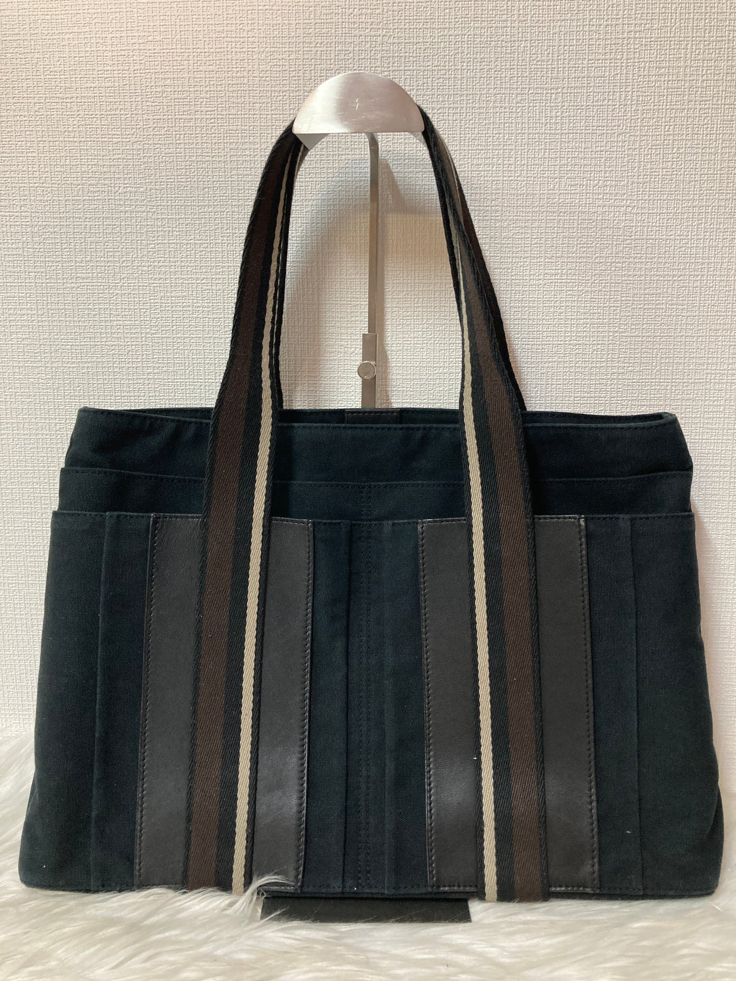 Hermes Black Shoulder Bags A-15483