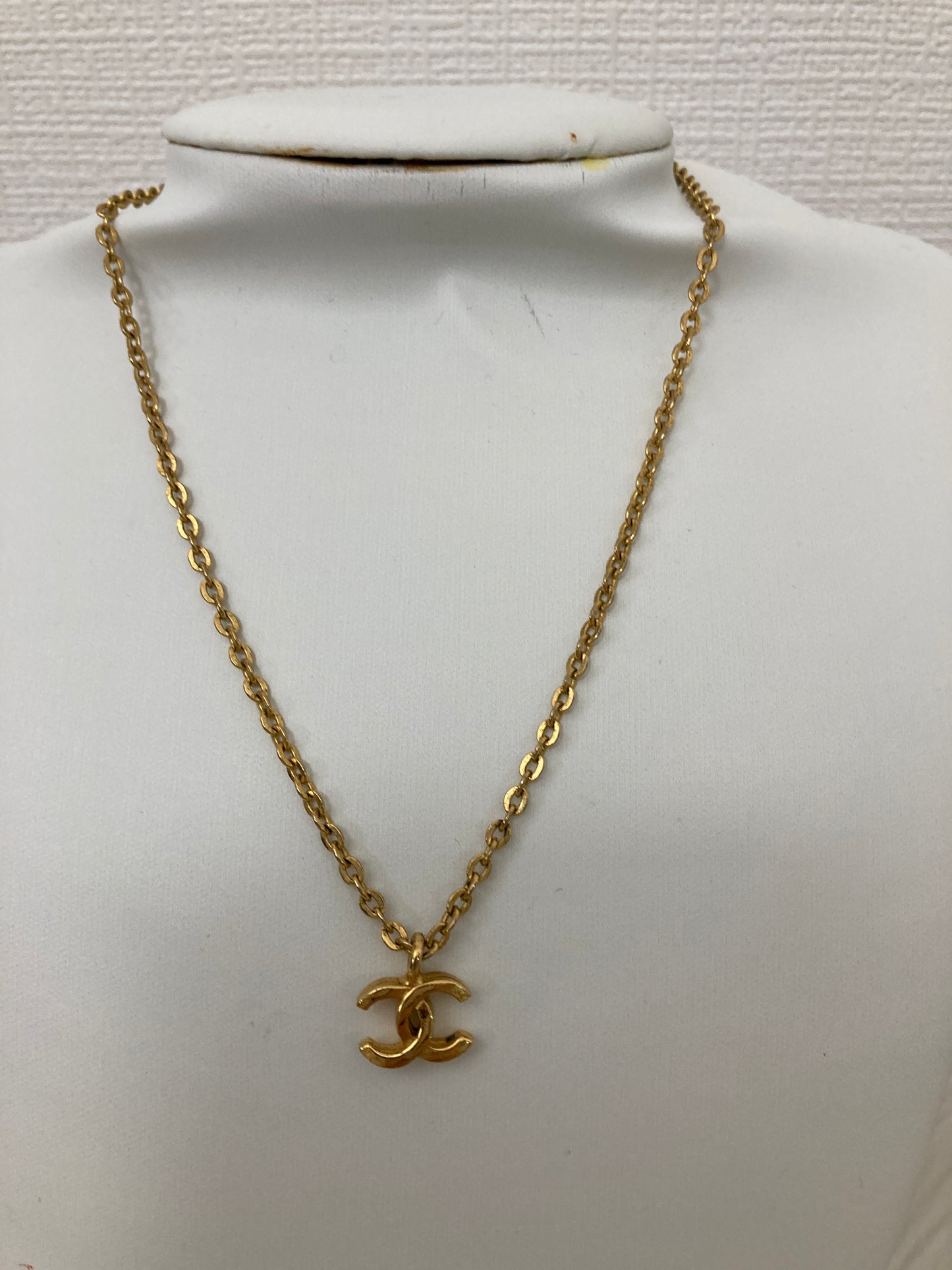Chanel Gold Necklaces A-15508
