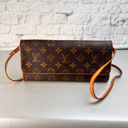 Louis Vuitton Brown Handle Bags A-15514