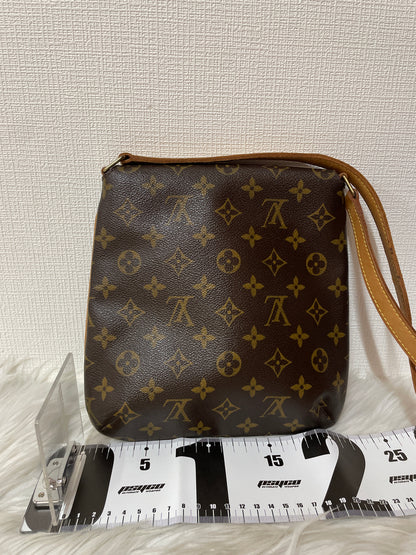 Louis Vuitton Brown Shoulder Bags A-15520
