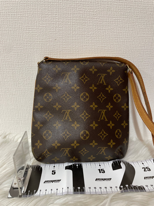 Louis Vuitton Brown Shoulder Bags A-15520