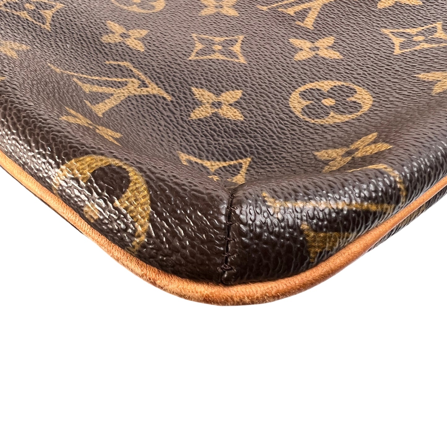 Louis Vuitton Brown Shoulder Bags A-15520