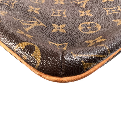 Louis Vuitton Brown Shoulder Bags A-15520