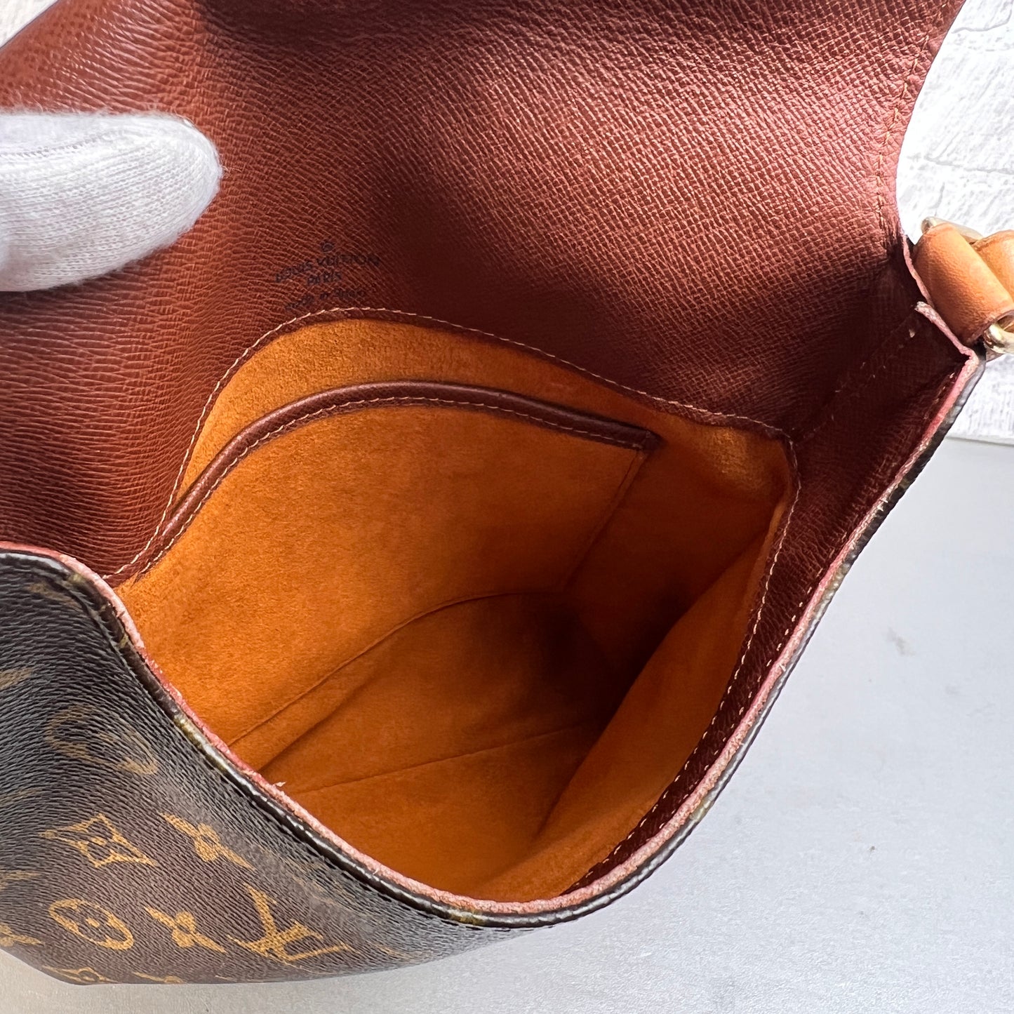Louis Vuitton Brown Shoulder Bags A-15520