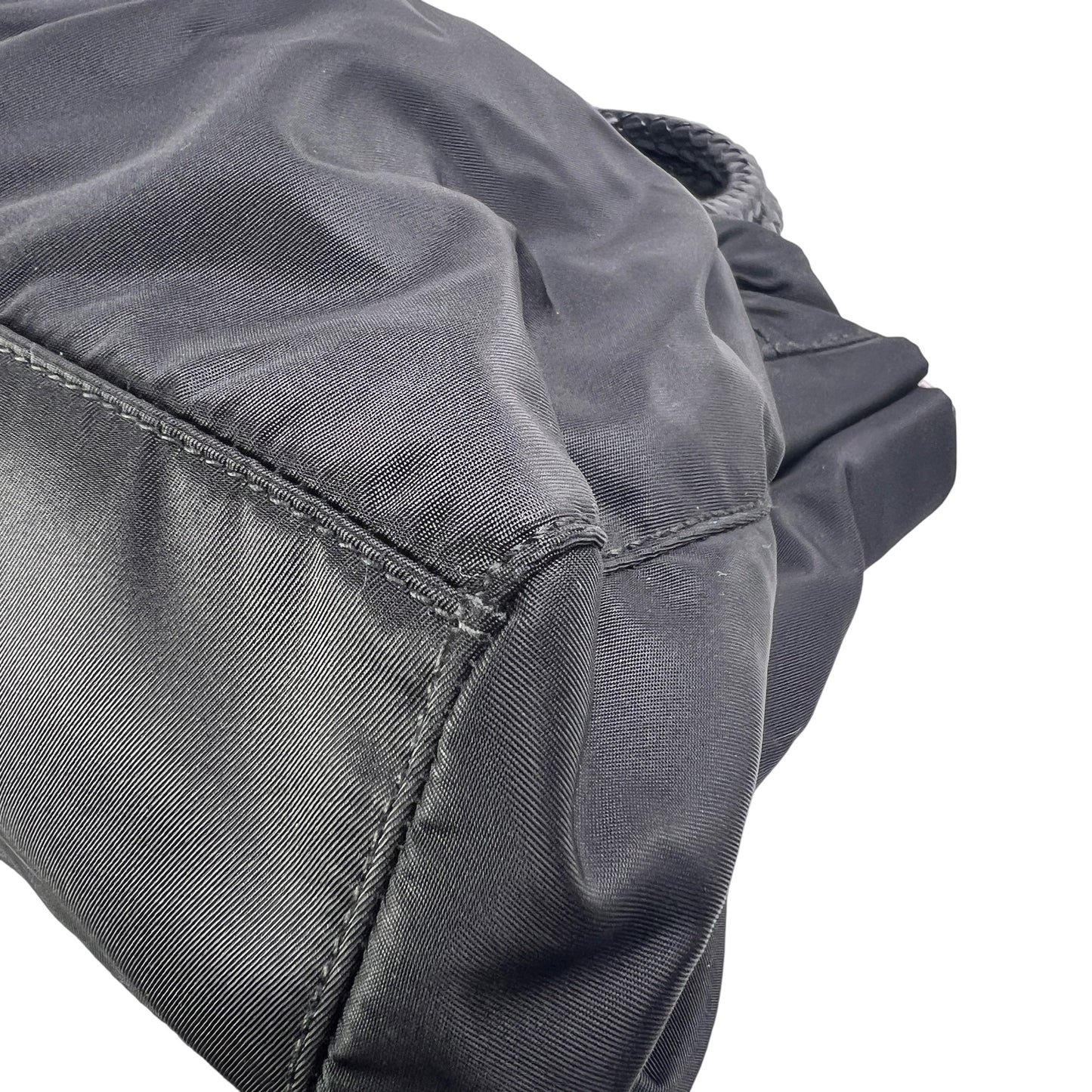Prada Black Handle Bags A-15521