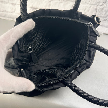 Prada Black Handle Bags A-15521
