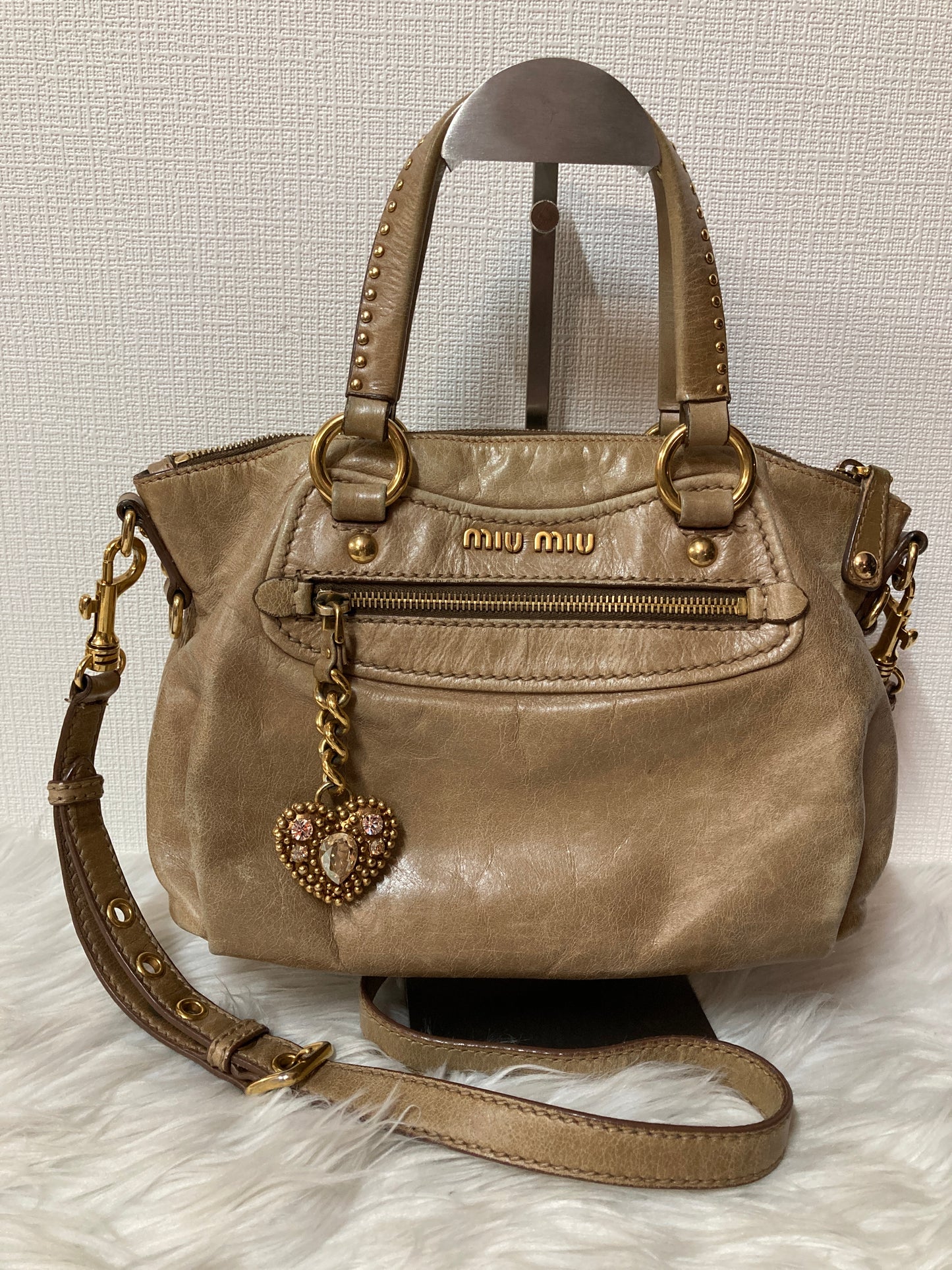 Miu Miu Beige Handle Bags A-15522