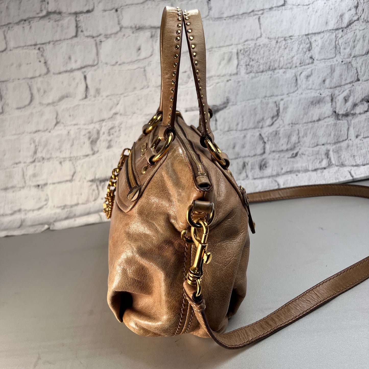 Miu Miu Beige Handle Bags A-15522