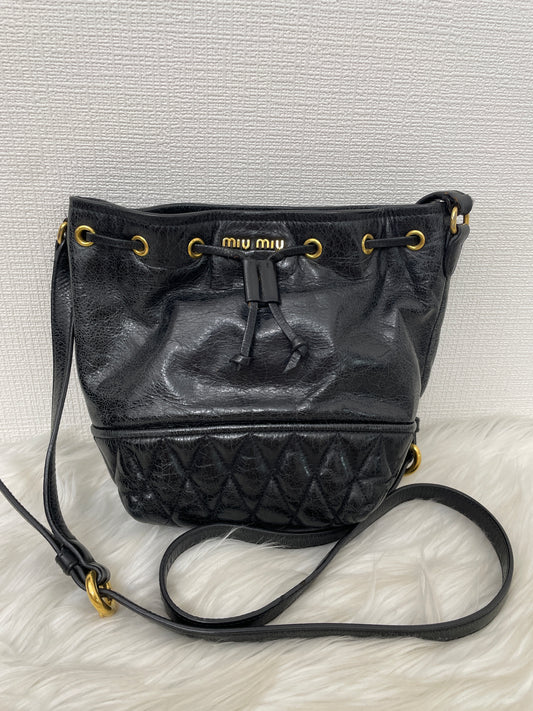 Miu Miu Black Shoulder Bags A-15523