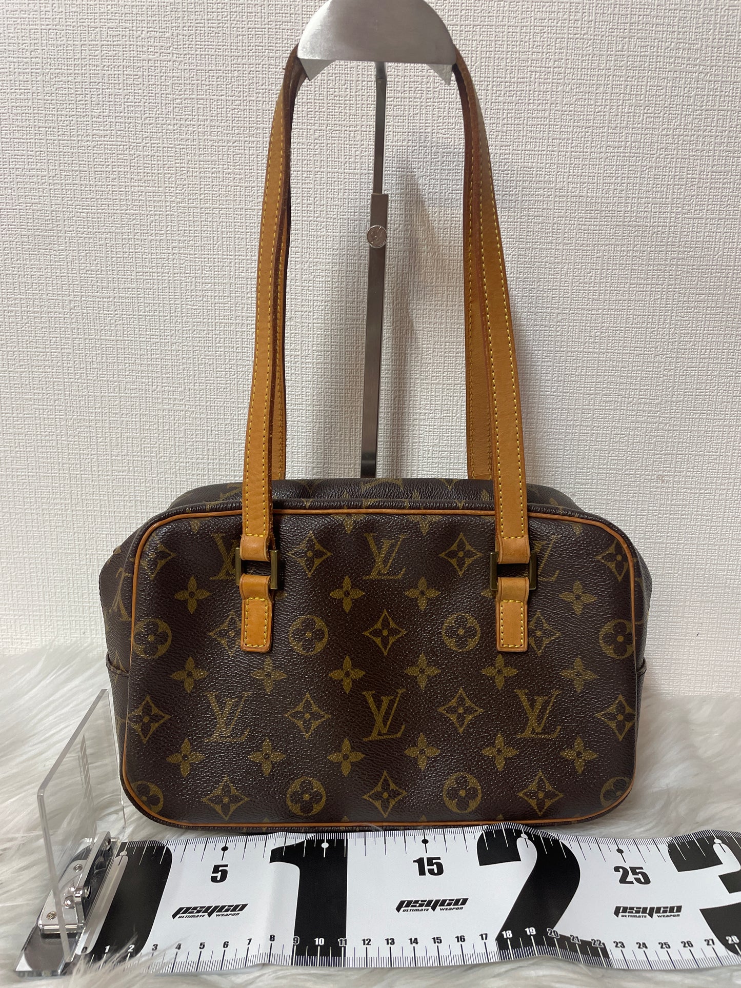 Louis Vuitton Brown Handle Bags A-15528