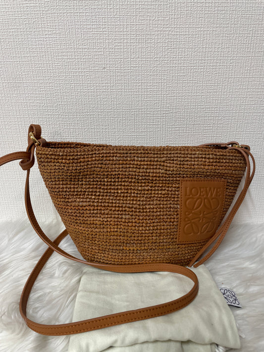 Loewe Brown Shoulder Bags A-15535
