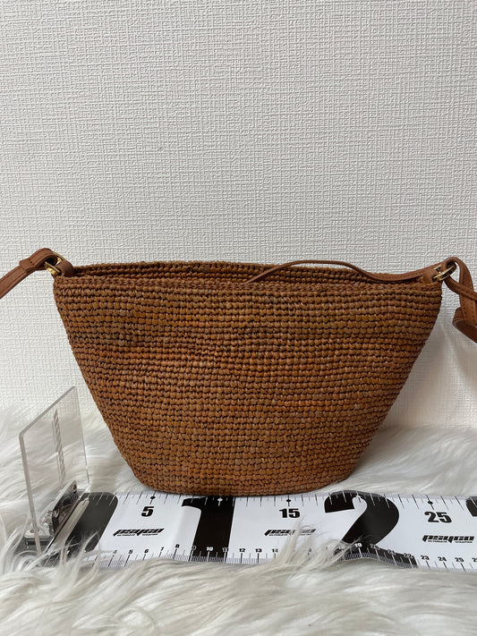 Loewe Brown Shoulder Bags A-15535