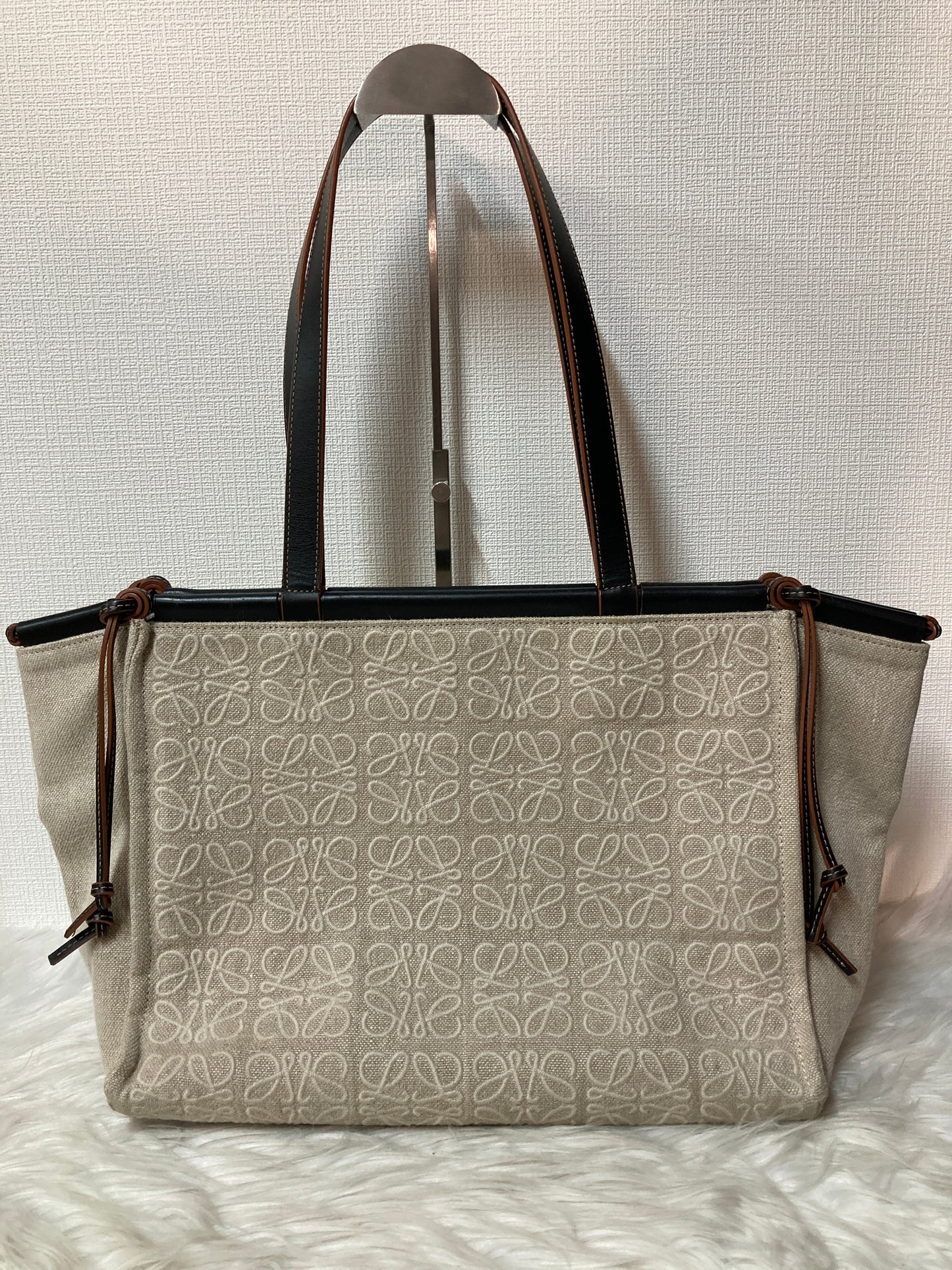 Loewe Beige Tote Bags A-15539