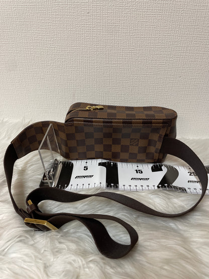 Louis Vuitton Black Shoulder Bags A-15548