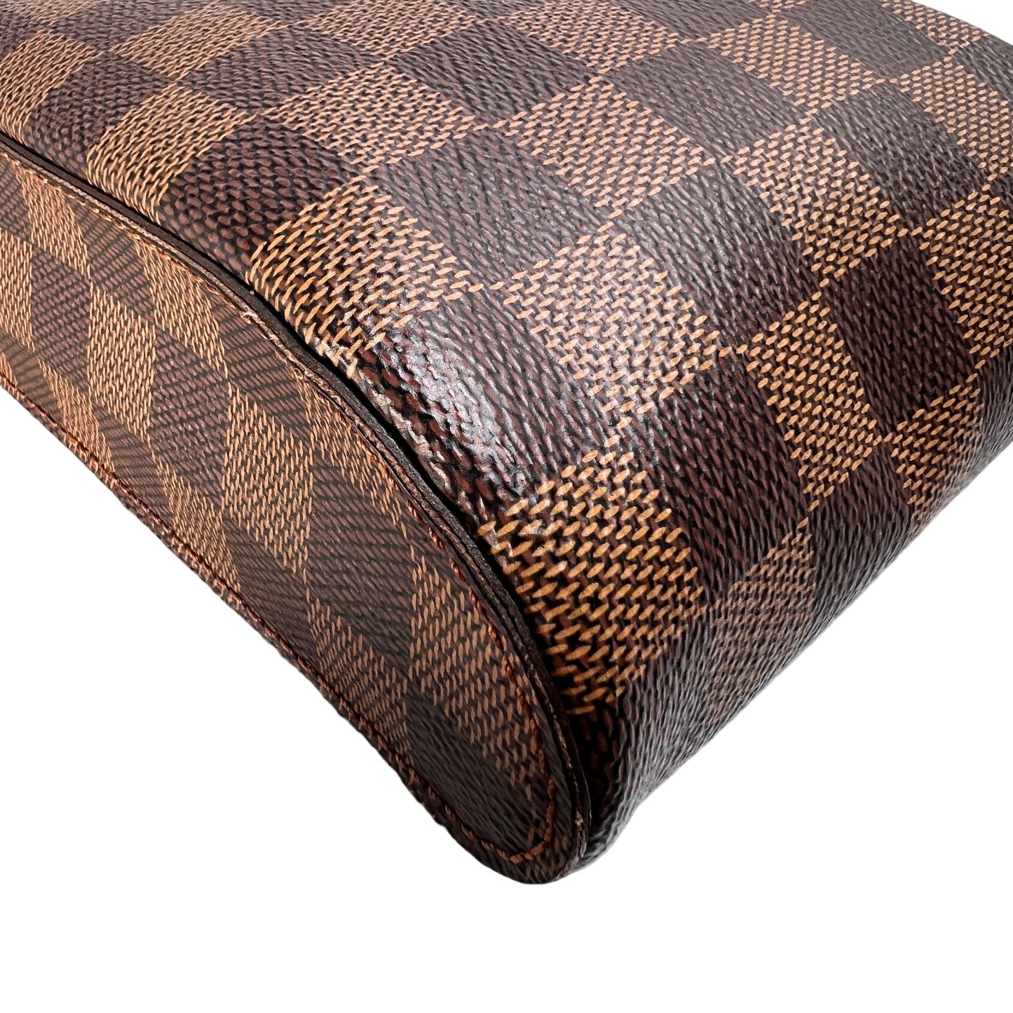 Louis Vuitton Black Shoulder Bags A-15548