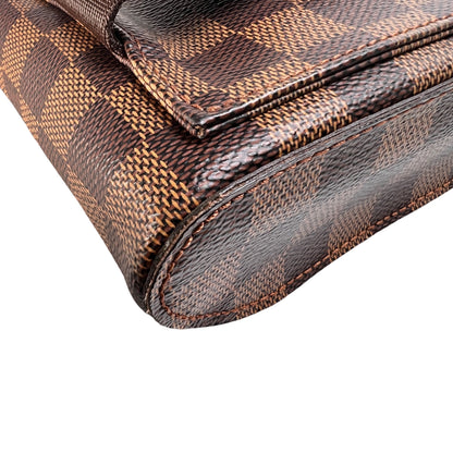 Louis Vuitton Black Shoulder Bags A-15548