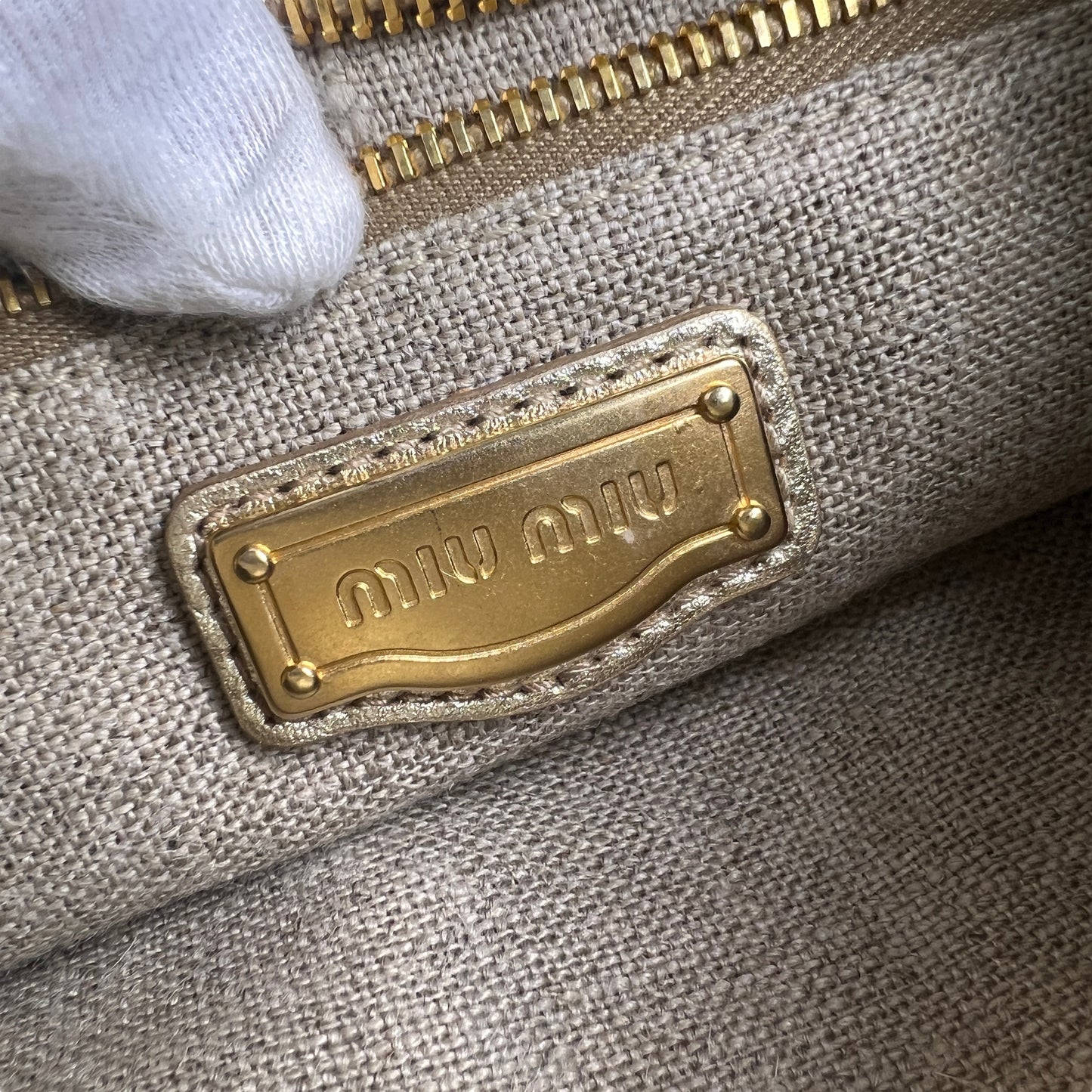Miu Miu Beige Handle Bags A-15552