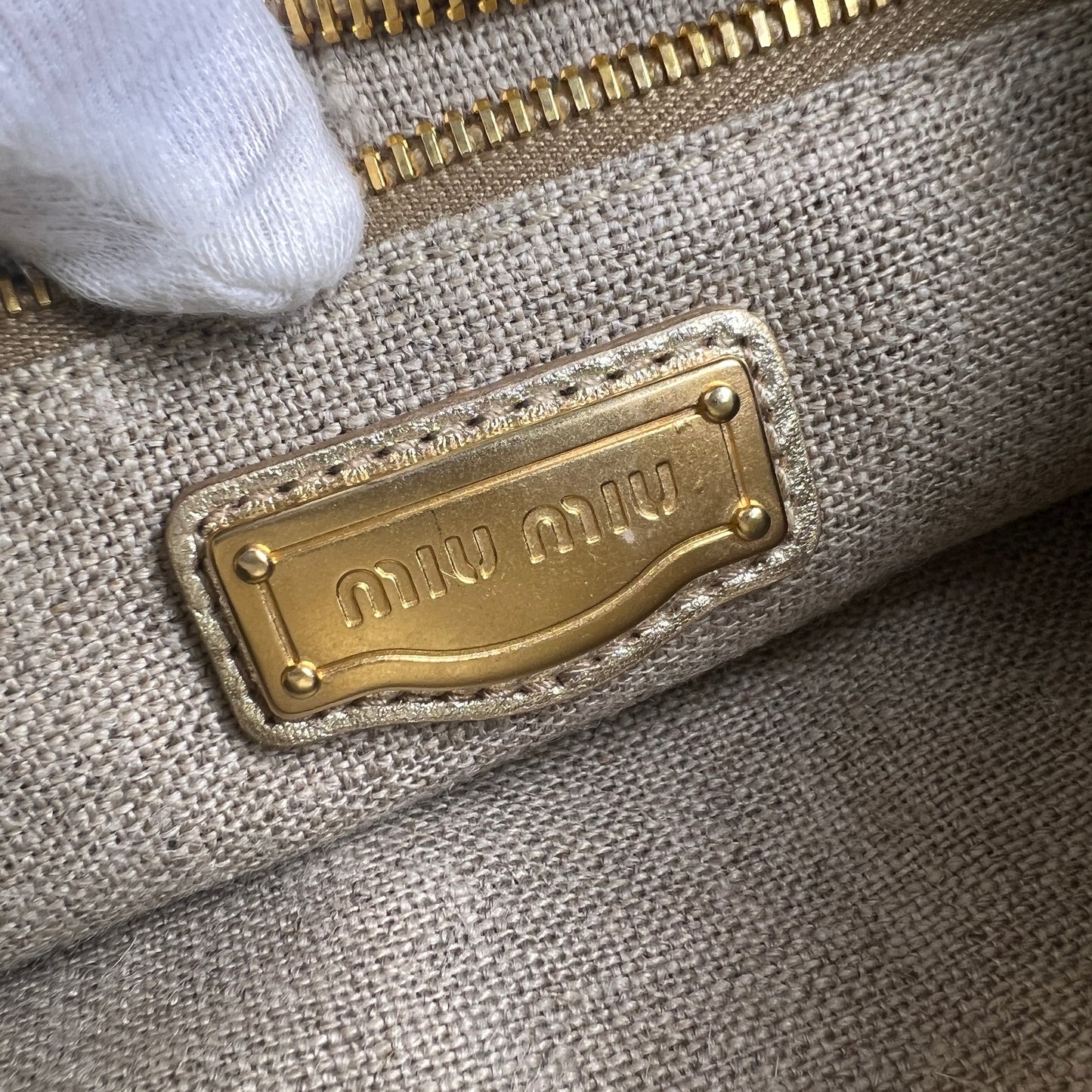 Miu Miu Beige Handle Bags A-15552