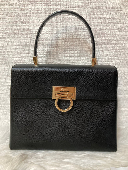 Ferragamo Black Handle Bags A-15554